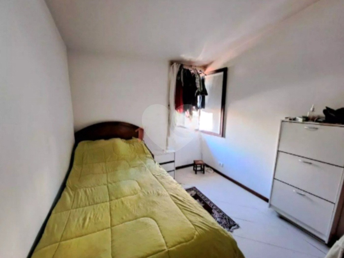 Sobrado com 112m² , 3 dormitórios , sendo 1 suíte , 3 vagas de garagem , à venda no Bosque da Saúde.