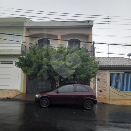 Casa a Venda no Jardim Belvedere