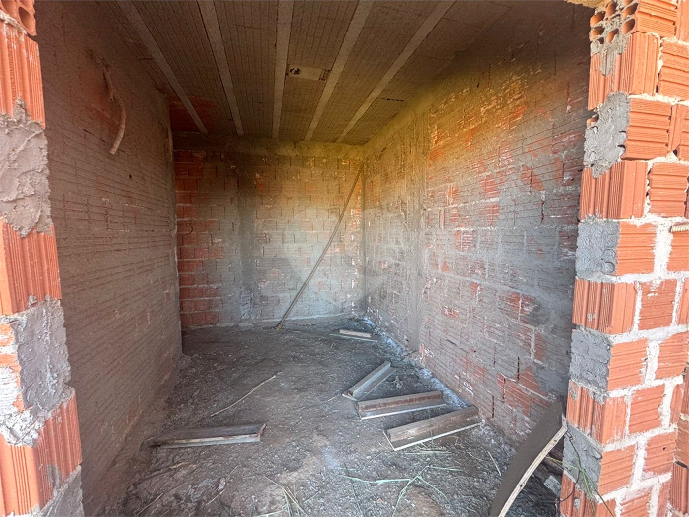 Terreno Murado de 250m2, em Jardim Embaré, São Carlos.