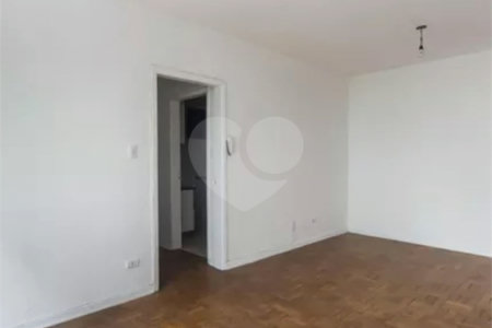 Apartamento à Venda em Cerqueira César