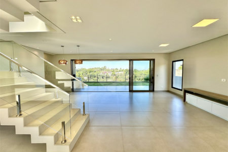 Casa á venda - Granja Viana