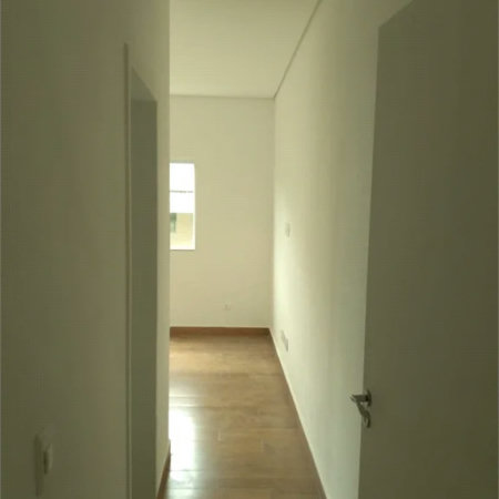 Casa de alto padrão na Granja Viana - Fazendinha Descrição do Imóvel 4 Suítes e 6 vagas de garagem