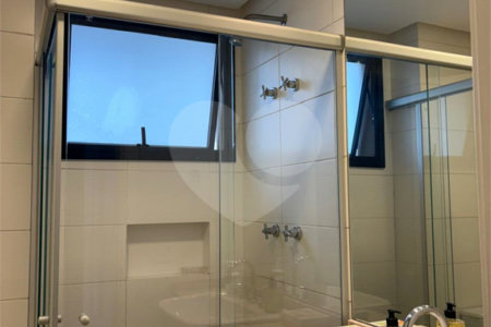 Apartamento em Moema Pássaros à Venda 171 m² 3 Dormitórios 3 Suítes Reformado