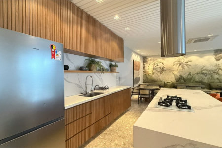 Indaiatuba- Sp - Edificio Athmosfera- R$ 1.800.000,00 - andar alto - 130,00 ms de area util - 3 suites, lavabo, sala 2 ambientes, 3 vagas de garagens - Area de lazer - Brinquedoteca - Piscina - Portão eletrônico - Portaria 24hs - sala de ginástica - Salão de festas - Salão de jogos - Cinema
