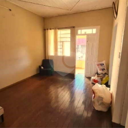 Casa térrea na Vila Lutfalla