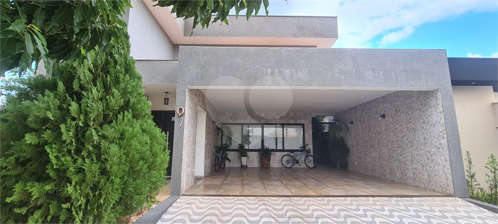 Casa térrea no Condomínio Jardim Botânico , localizado na cidade Bady Bassit/SP .