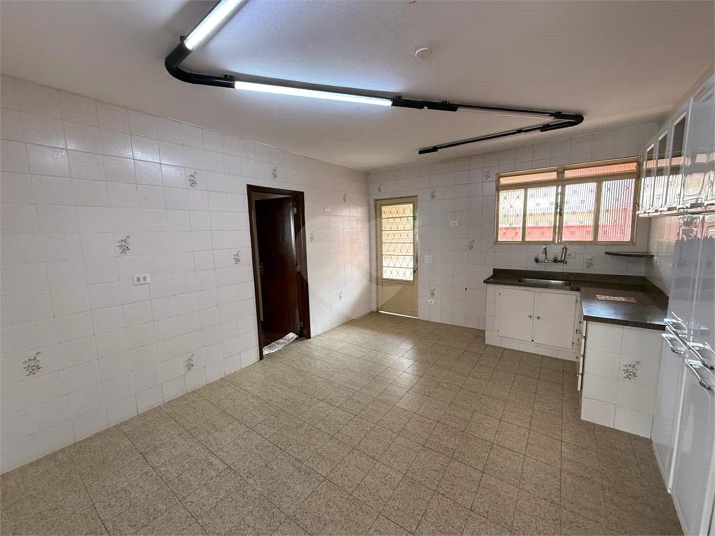 Excelente Casa de Esquina na Vila Monteiro – Oportunidade para Moradia ou Comércio
