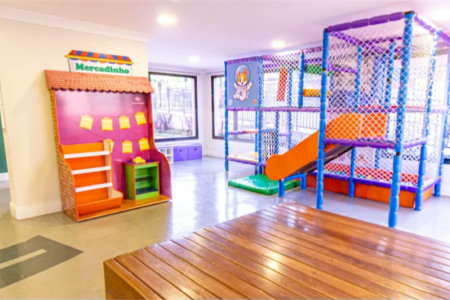 Apartamento à venda na Moóca, 68m², 2 dormitórios, 1 suíte, 1 vaga, ar condicionado, varanda, lazer completo