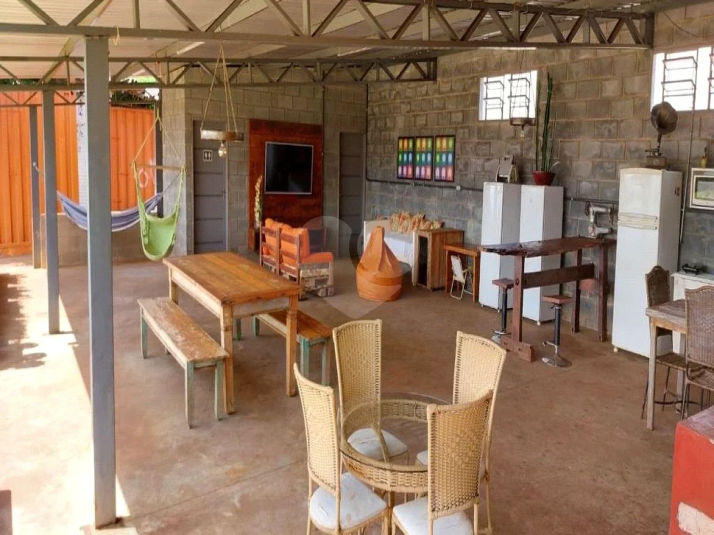 Chácara à venda com 4 quartos, sendo 1 suíte,  em Jardim dos Ipês, Brodowski, SP