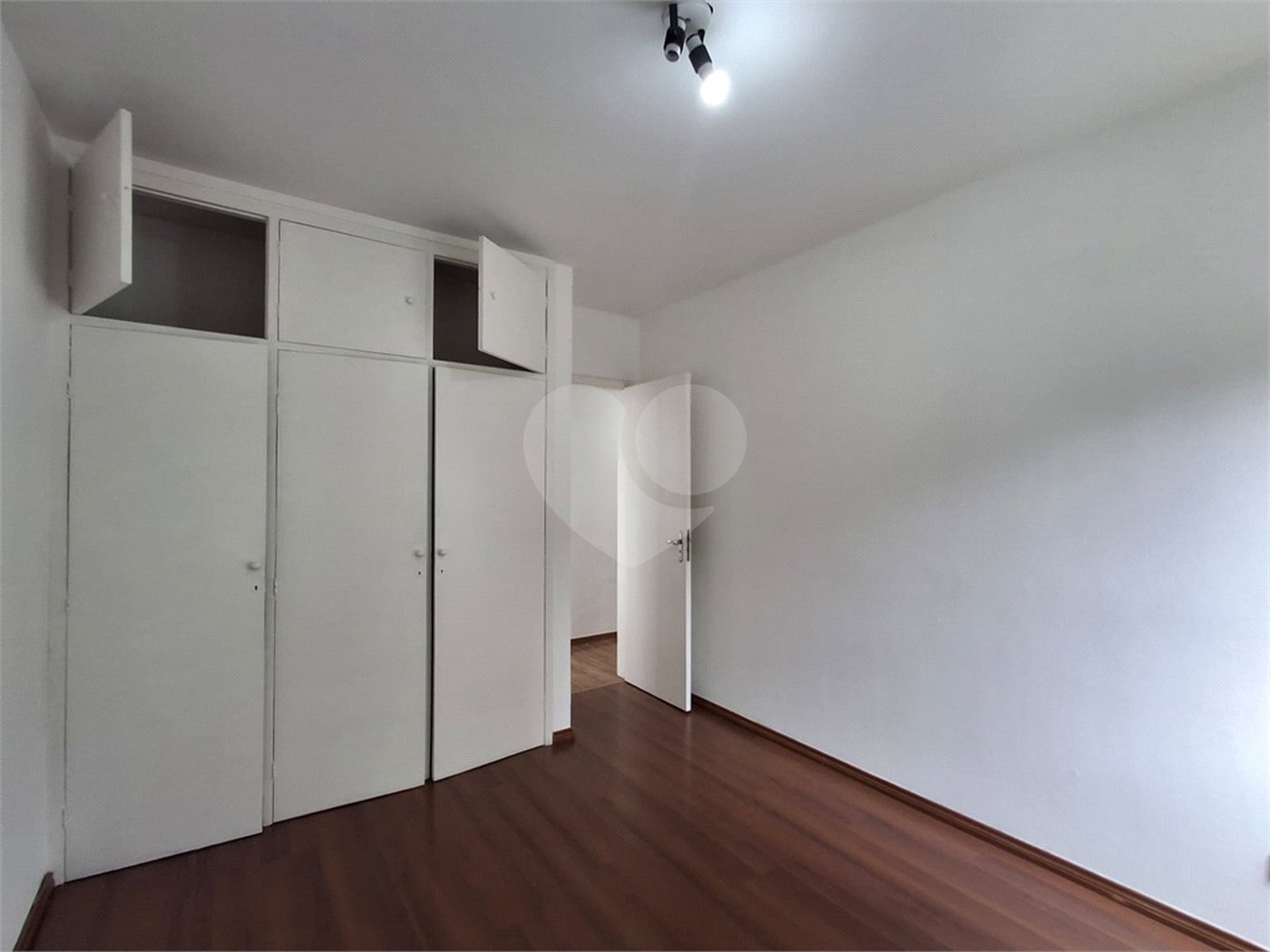 Apartamento a venda na Vila Clementino com dois dormitórios