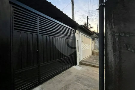 CASA À VENDA | PRONTA PARA MORAR