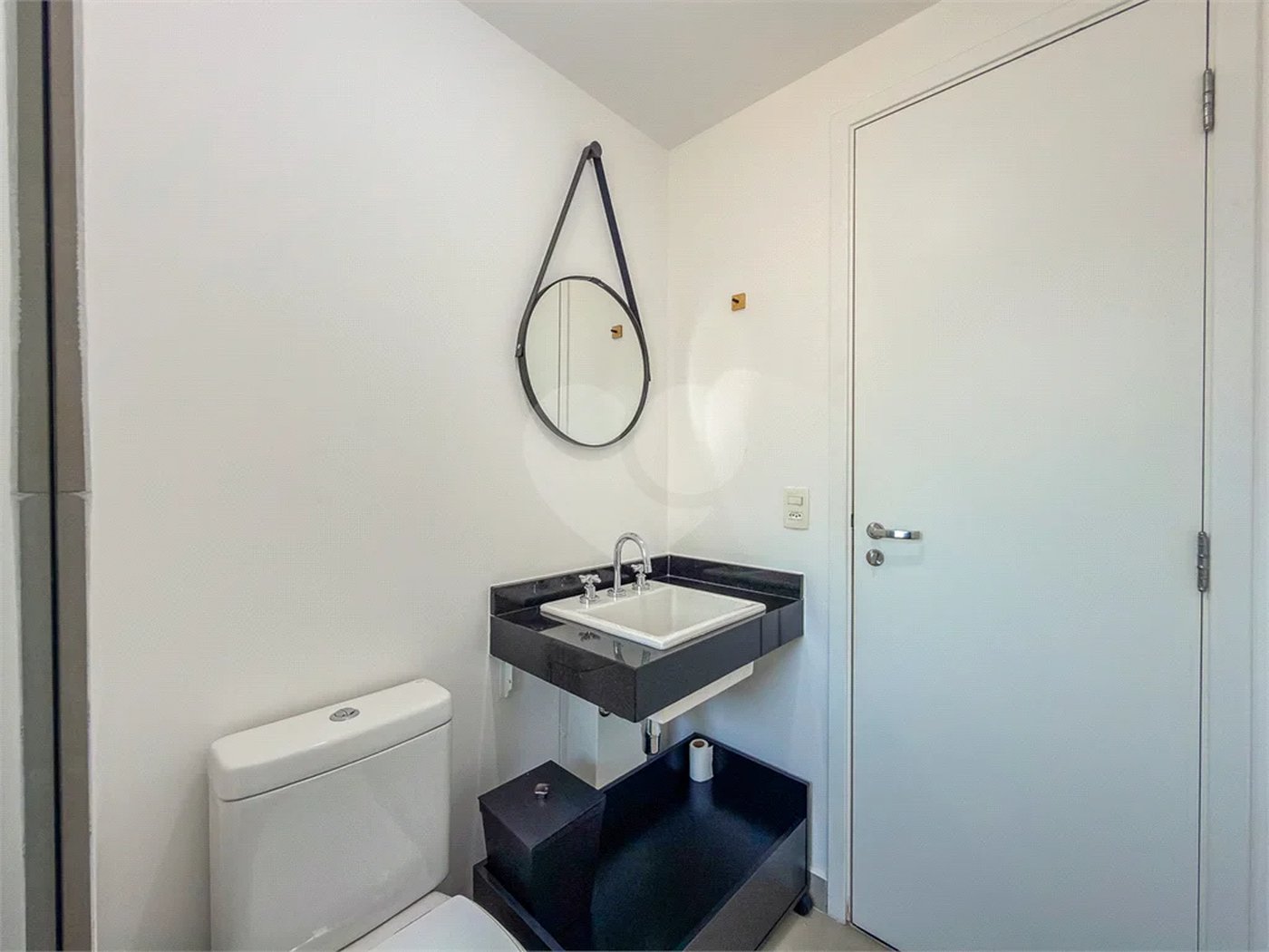 Studio novo com 33m² e vaga na garagem na região da Aclimação em São Paulo - SP.