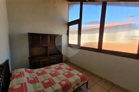 Casa em Condomínio, no Parque Sabará