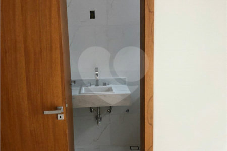 Casa à venda com 3 suítes no condomínio Parque Faber IV, São Carlos - SP
