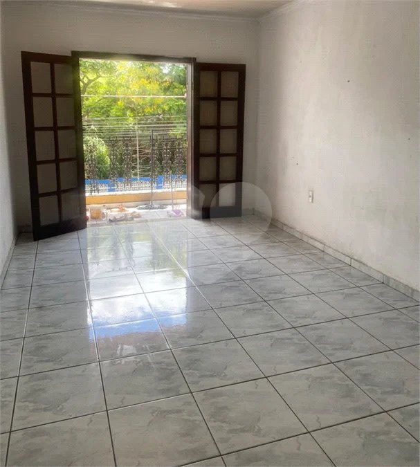 Prédio Comercial e Residencial à Venda — Residencial Burck - Louveira - SP
