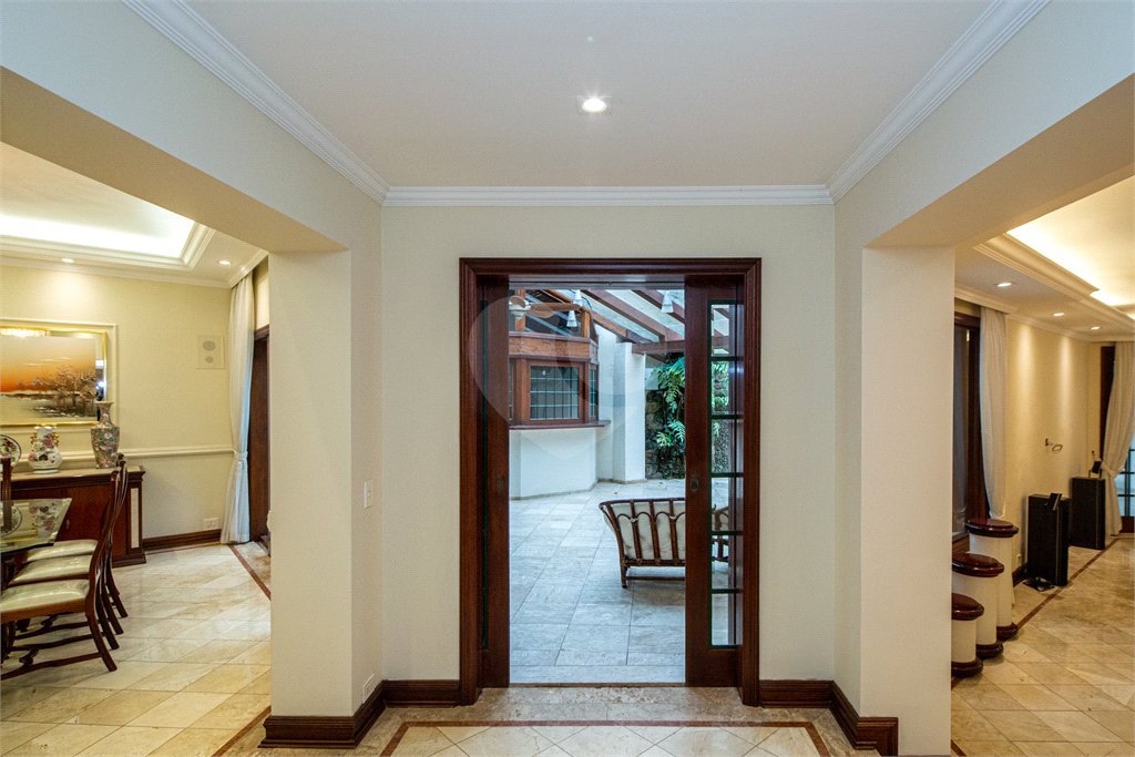 Casa à venda com 4 suítes no condomínio Chácara Flora, São Paulo - SP