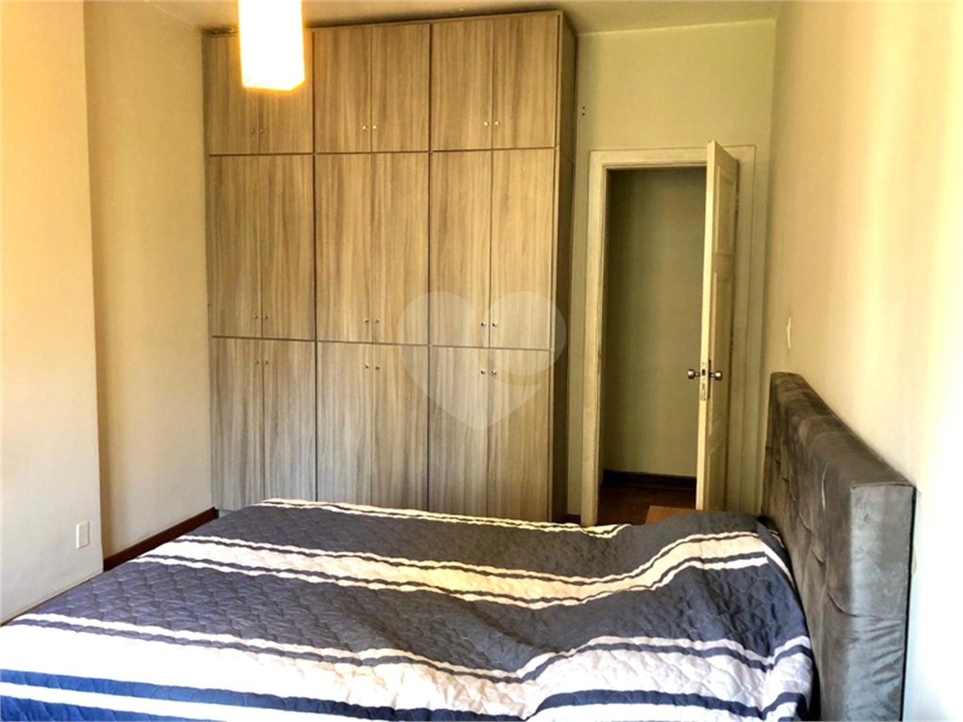 Apartamento 2 quartos. Rua Avanhandava.