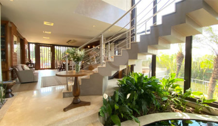 Casa à venda com 4 suítes no condomínio Monte Alegre, Piracicaba - SP