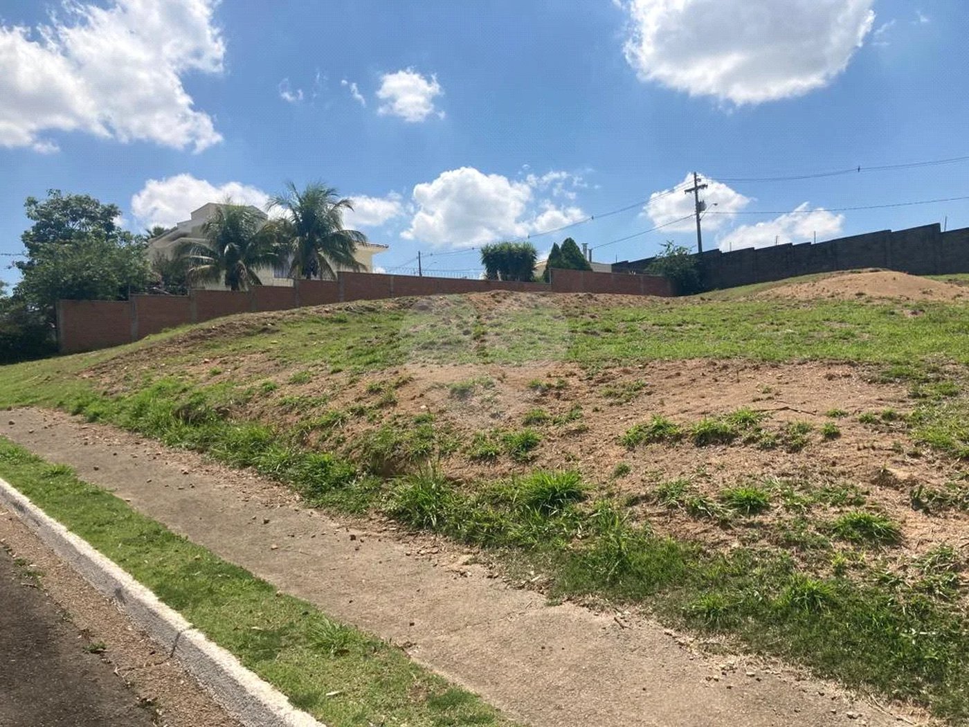 Terreno à venda no Condomínio Park Campestre I