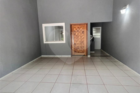 Casa Térrea à Venda em São Carlos, Santa Felícia