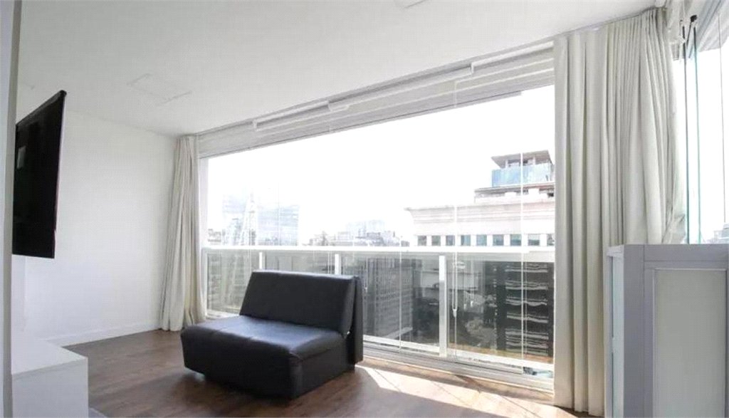 Apartamento à venda com 1 quarto em Vila Nova Conceição, São Paulo, SP