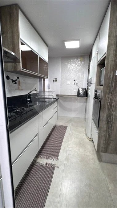 92 m², 3 dormitórios, varanda gourmet, 2 vagas e lazer completo
