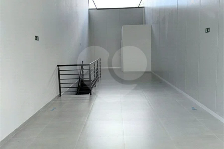 Salão Comercial para Locação – Vila Rezende