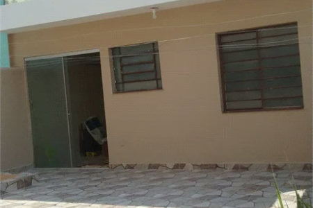 Sobrado à venda com 4 quartos, sendo 1 suíte, em Vila Gomes, São Paulo, SP