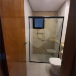 Apartamento com 37m2, 2 quartos, banheiro, sala, cozinha, quintal e 1 vaga de GARAGEM