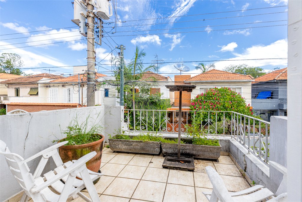 Sobrado à venda com 4 quartos, sendo 3 suítes, em Vila Cruzeiro, São Paulo, SP