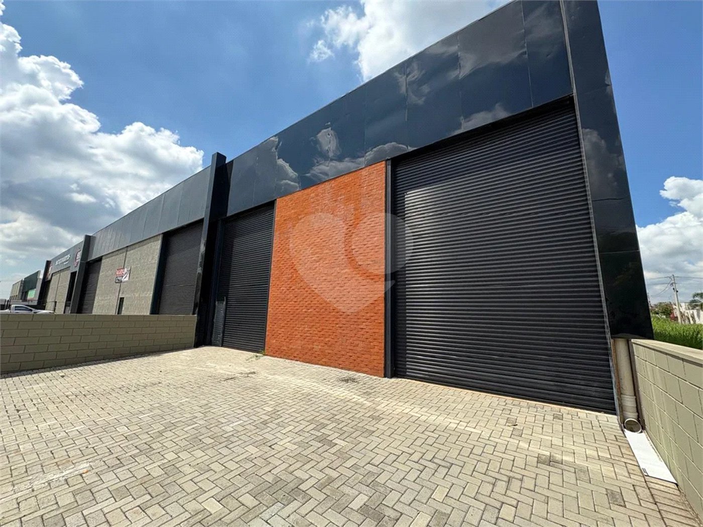 Galpão Comercial para venda e locação no Bairro Santa Rita em Piracicaba/SP.