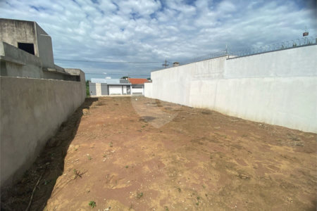 Terreno à Venda no Jardim Embaré - São Carlos