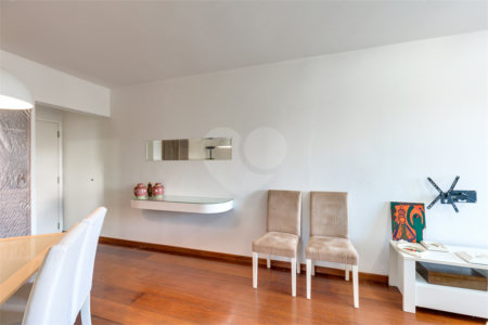 Apartamento à venda ou para alugar com 3 quartos, sendo 1 suíte,  em Alto da Boa Vista, São Paulo, SP