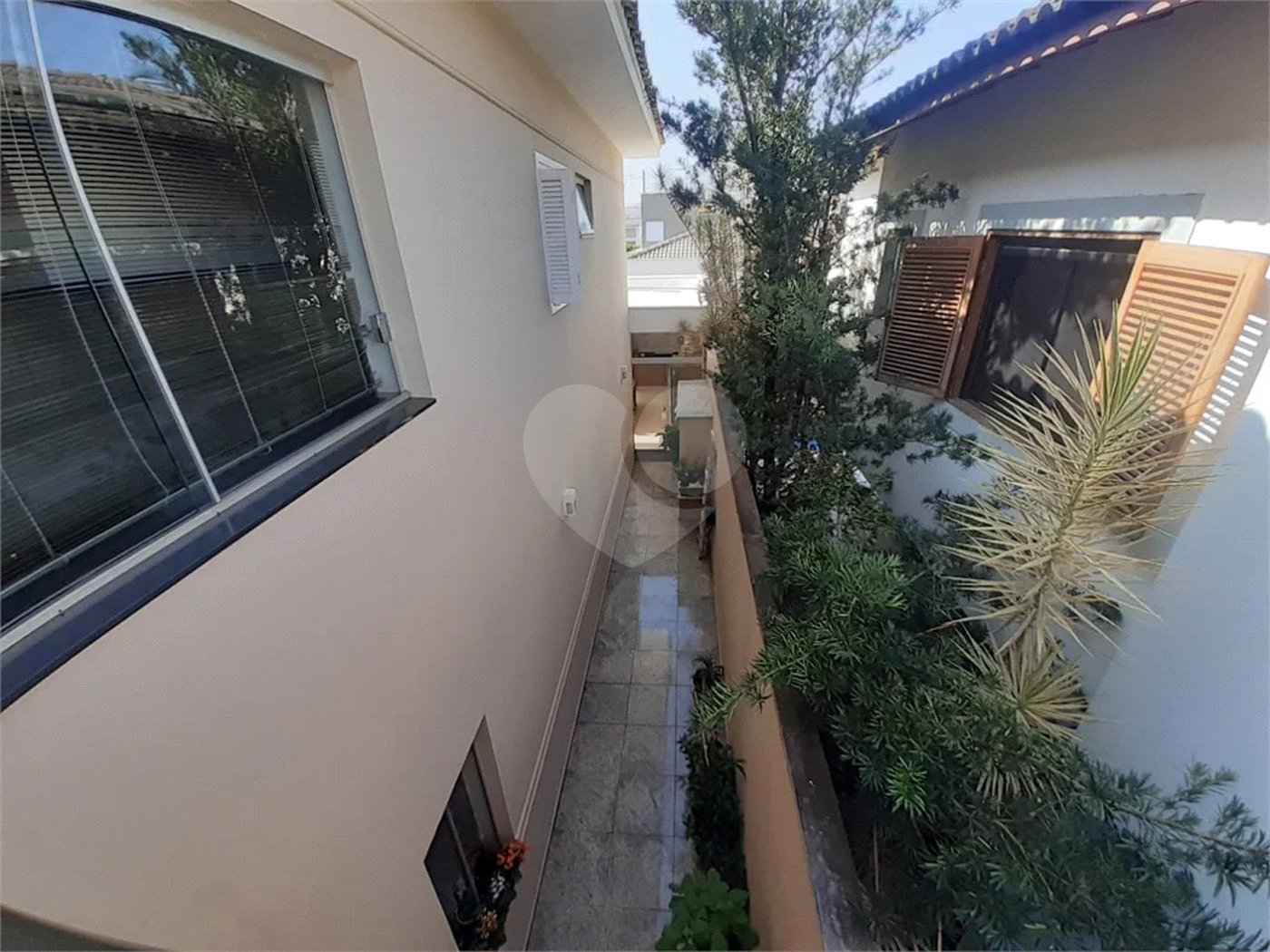 Ótima casa disponível para venda em Piracicaba, no Condomínio Residencial Village Des Lions no bairro Pompéia