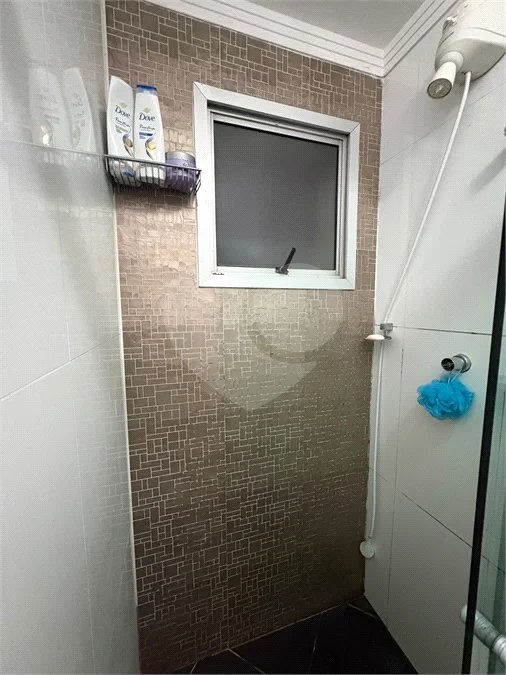 Apartamento reformado e mobiliado no Residência América - Venda - Parque Maria Domitila