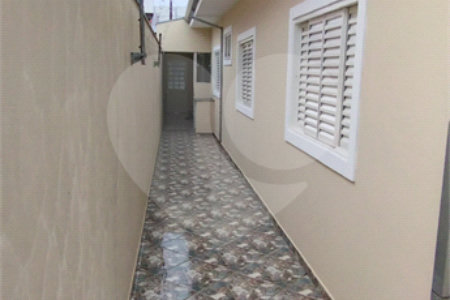 Casa térrea para venda no Planalto paraíso