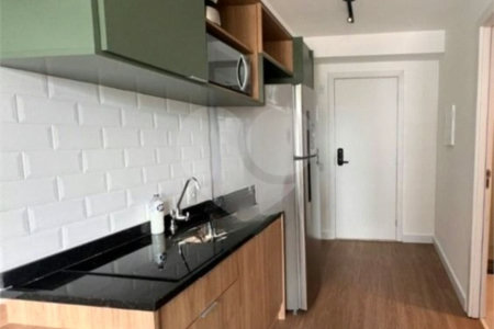 Apartamento com 27m², 1 dormitório, à venda na Vila Olímpia.