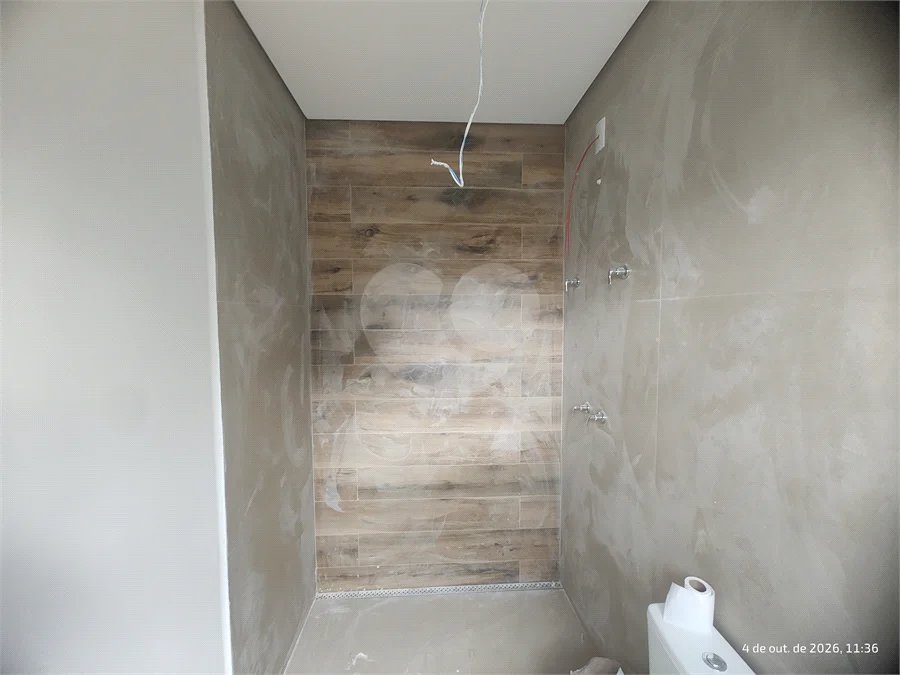 Casa exclusiva em Atibaia de alto padrão com 3 suítes, piscina, espaço gourmet, condomínio fechado, aceita financiamento