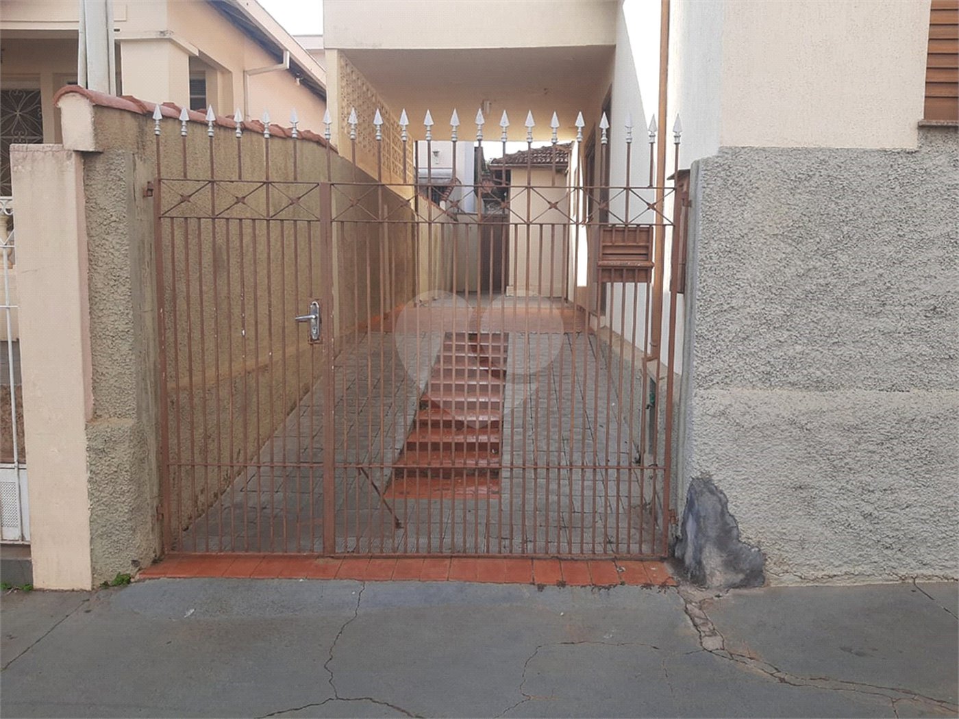 Casa térrea a venda na região central de São Carlos