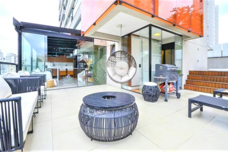 Apartamento de 1 quarto - Vila Mariana - Varanda, - 1 vaga - Lazer e serviços no condomínio.
