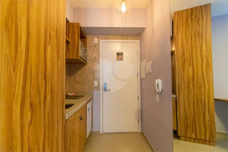 Apartamento á venda com 22m² - Centro.
