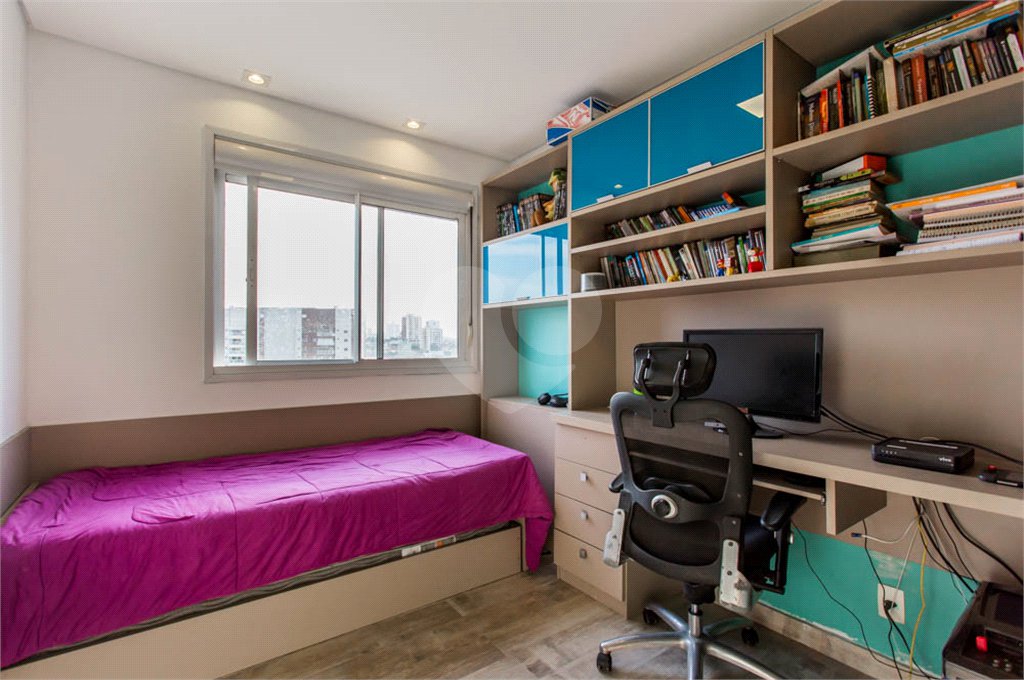 Apartamento à venda na Vila Mariana de 100m² com 3 dormitórios, 2 suítes, 2 vagas e lazer