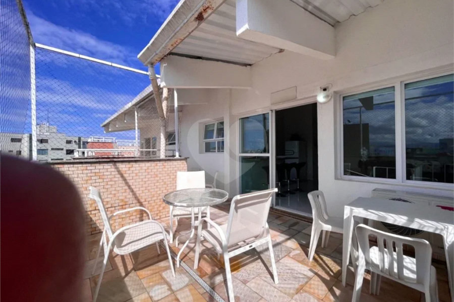 Cobertura à venda com 2 suítes em Riviera de São Lourenço, Bertioga, SP