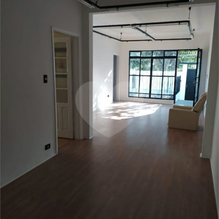 Casa na Vila Monte Alegre com 330m²
