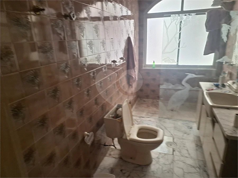 Sobrado à venda com 4 quartos, sendo 2 suítes, em Santana, São Paulo, SP