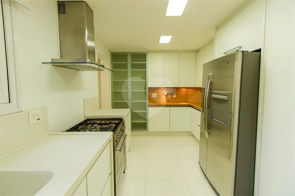 Apartamento à venda no Jardim América 2 Suítes e 3 vagas - 157 m²