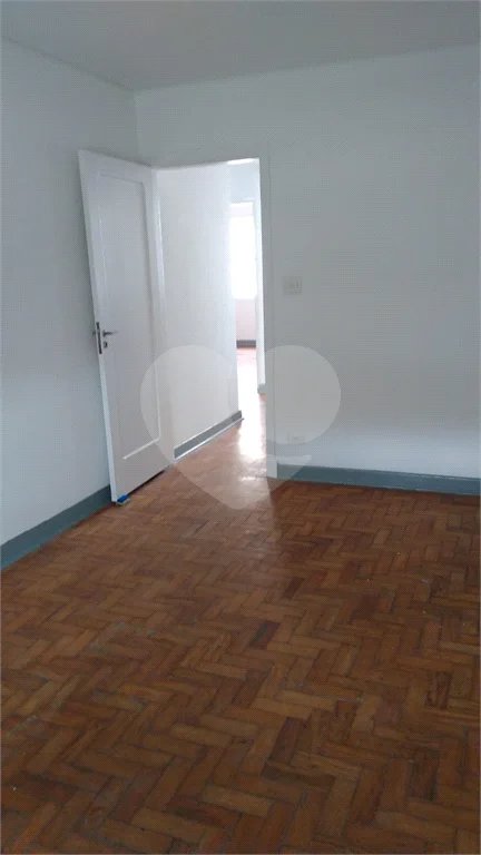 Sobrado a Venda na Mooca, com 248 m²