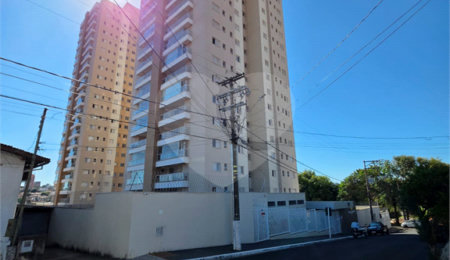 Apartamento à venda com 3 quartos, sendo 1 suíte,  em Centreville, São Carlos, SP