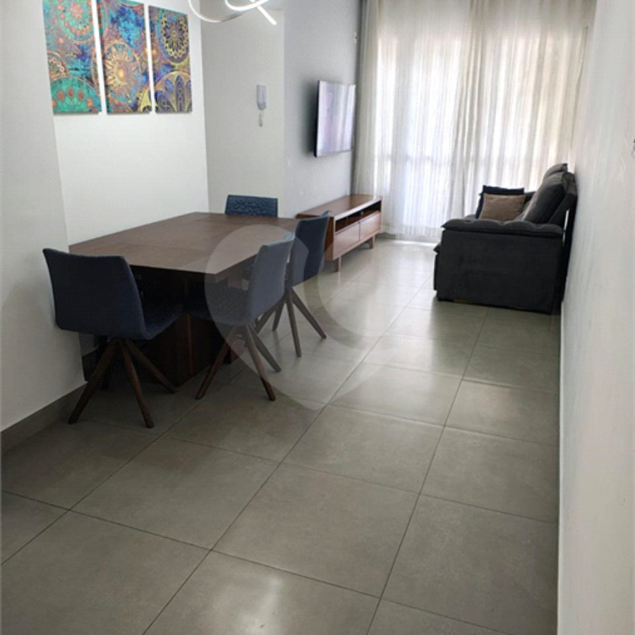 Apartamento à Venda – Com 3 quartos e 1 vaga