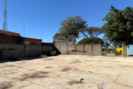TERRENO À VENDA EM SÃO CARLOS/SP 825m²